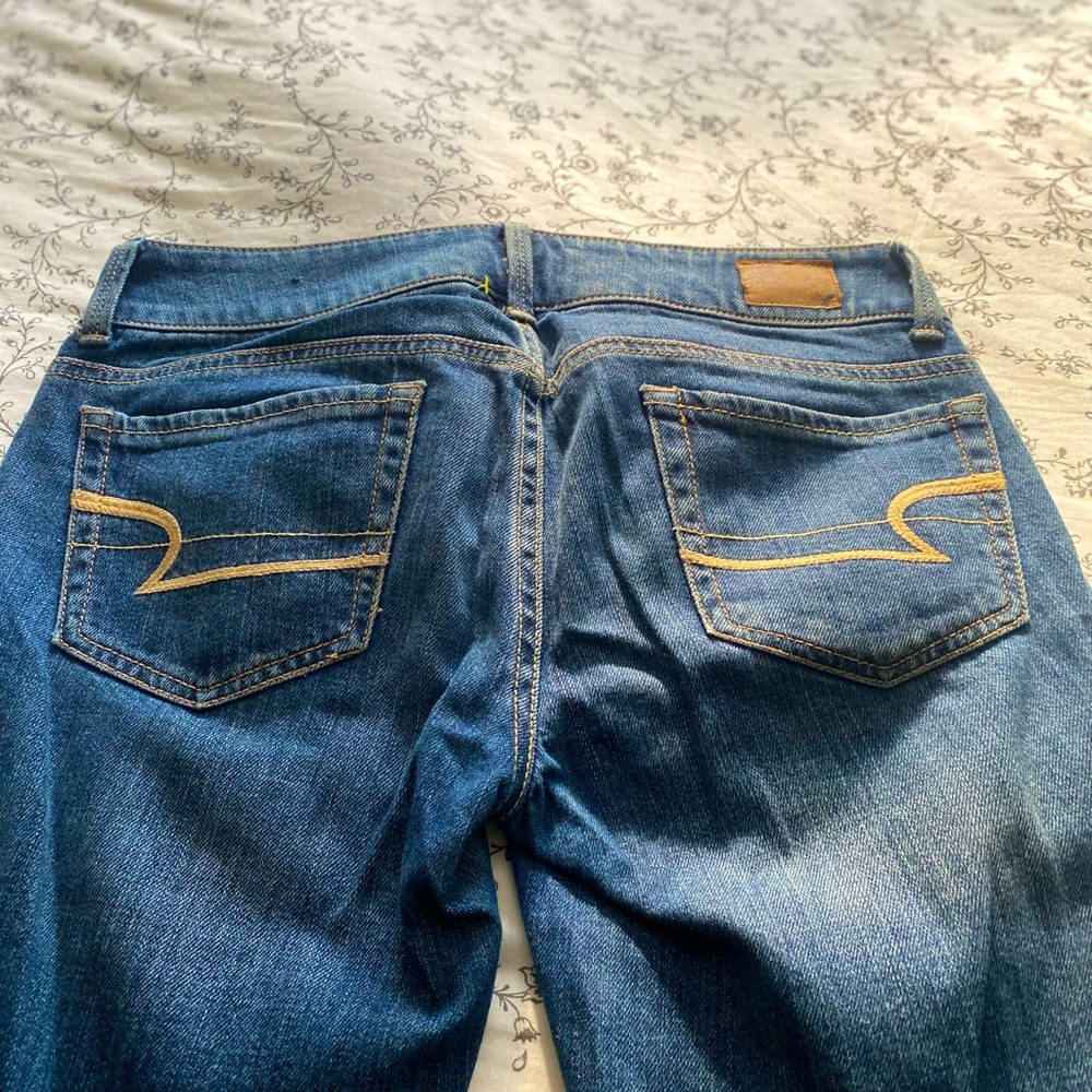 COPY - American Eagle Size 2 straight leg denim pants